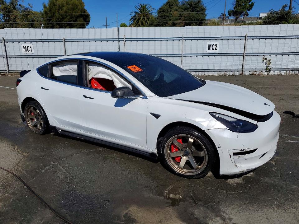 Продаж на аукціоні авто 2019 Tesla Model 3, vin: 5YJ3E1EA5KF415941, номер лоту: 62990276