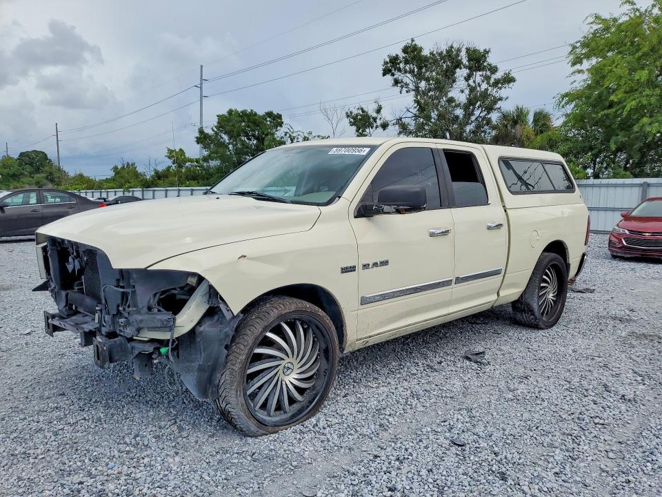 59700956 :رقم المزاد ، 1D7RB1GT9AS230574 vin ، 2010 Dodge Ram 1500 مزاد بيع