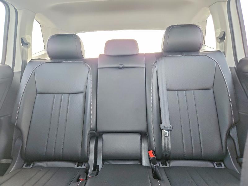 60447966 :رقم المزاد ، 3VV3B7AX1NM037379 vin ، 2022 Volkswagen Tiguan مزاد بيع