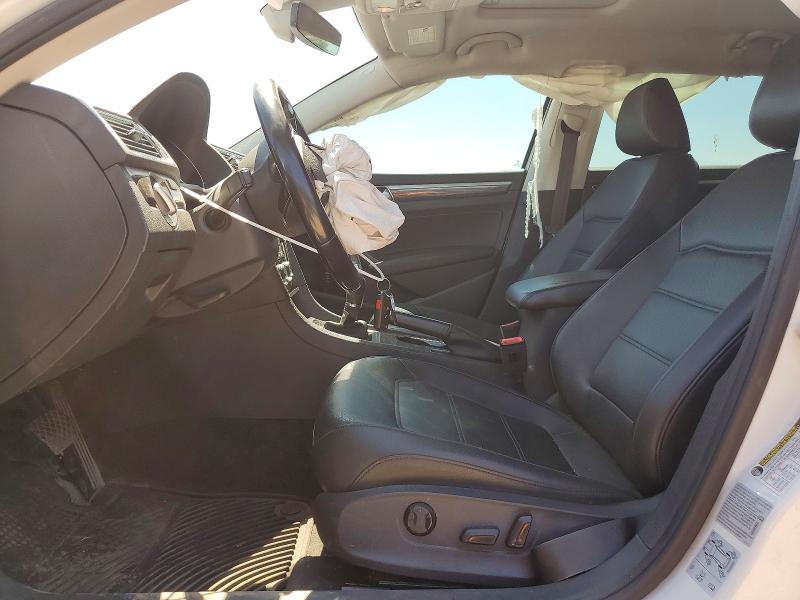 63314246 :رقم المزاد ، 1VWBT7A39HC085087 vin ، 2017 Volkswagen Passat مزاد بيع
