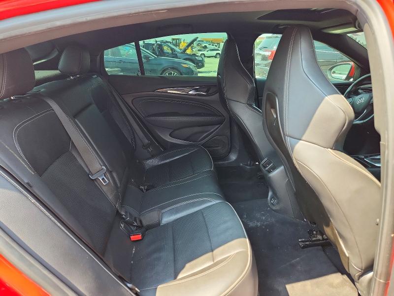 61135846 :رقم المزاد ، W04GS6SS3J1103896 vin ، 2018 Buick Regal مزاد بيع