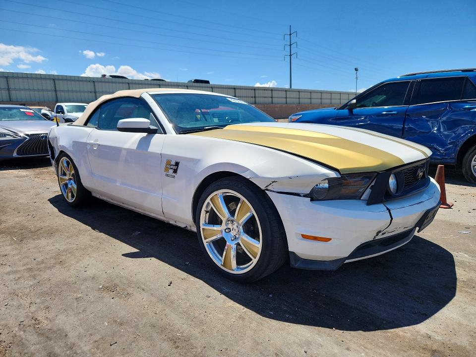 62434546 :رقم المزاد ، 1ZVBP8FHXA5141336 vin ، 2010 Ford Mustang مزاد بيع