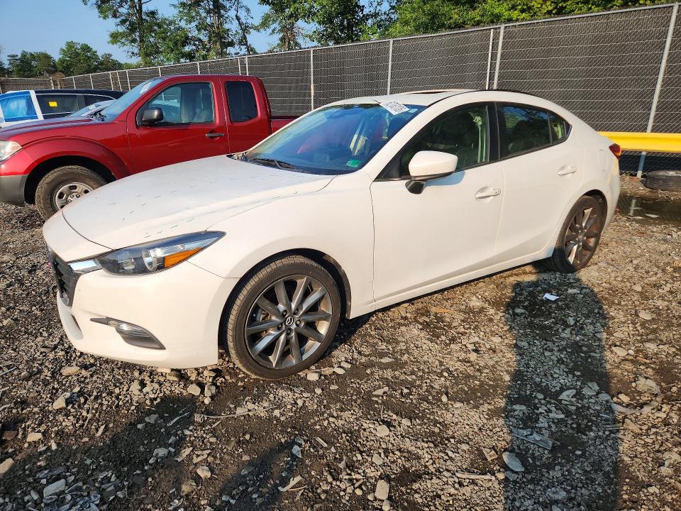 Продажа на аукционе авто 2018 Mazda 3, vin: 3MZBN1V39JM264798, номер лота: 62763106