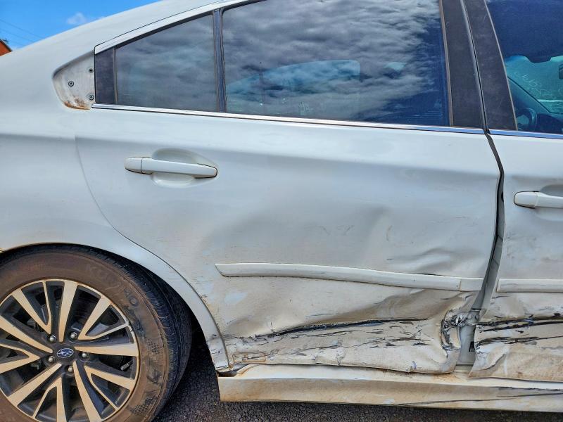 59682866 :رقم المزاد ، 4S3BNAF6XJ3023457 vin ، 2018 Subaru Legacy مزاد بيع