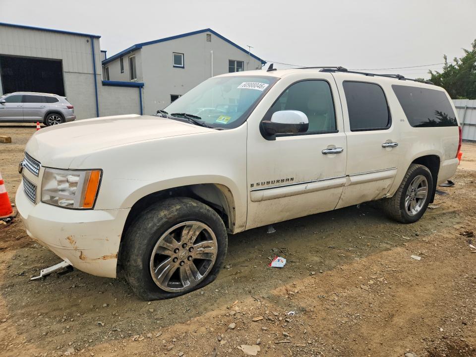 60988046 :رقم المزاد ، 1GNFK16388R204779 vin ، 2008 Chevrolet Suburban مزاد بيع