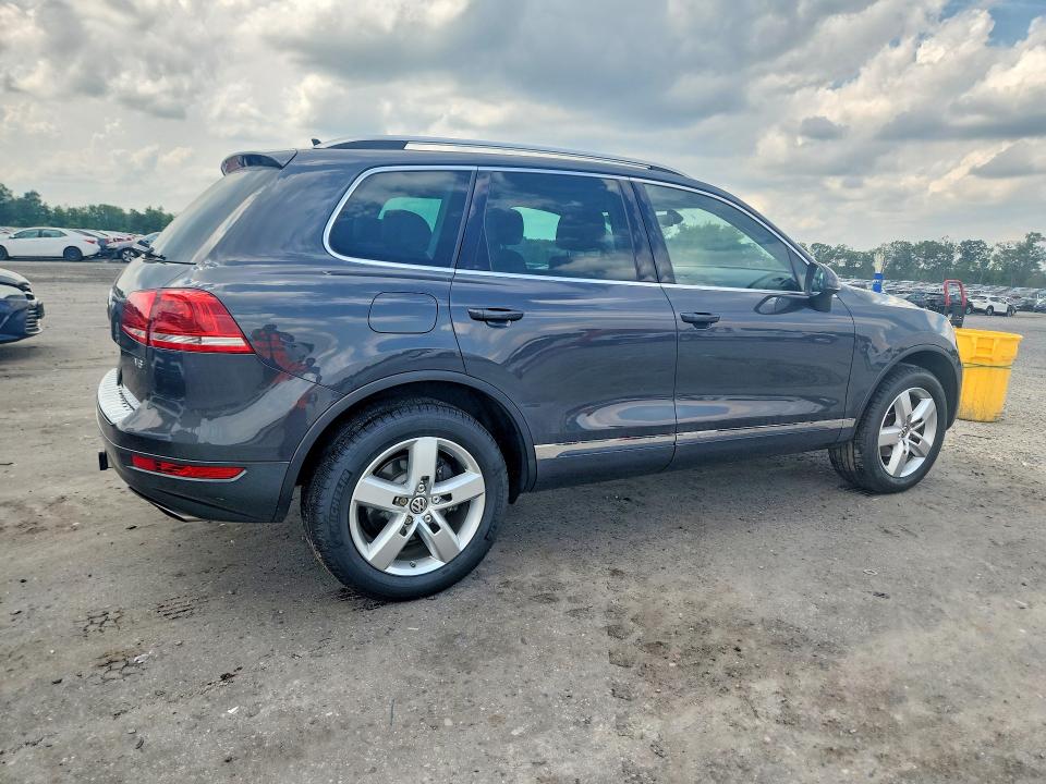 2012 Volkswagen Touareg მანქანა იყიდება აუქციონზე, vin: WVGEF9BPXCD009980, აუქციონის ნომერი: 59594016