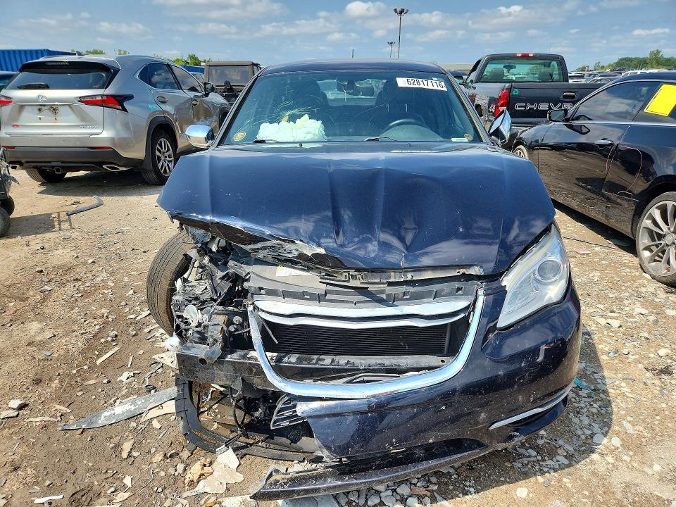 62817116 :رقم المزاد ، 1C3CCBCB0CN308701 vin ، 2012 Chrysler 200 مزاد بيع