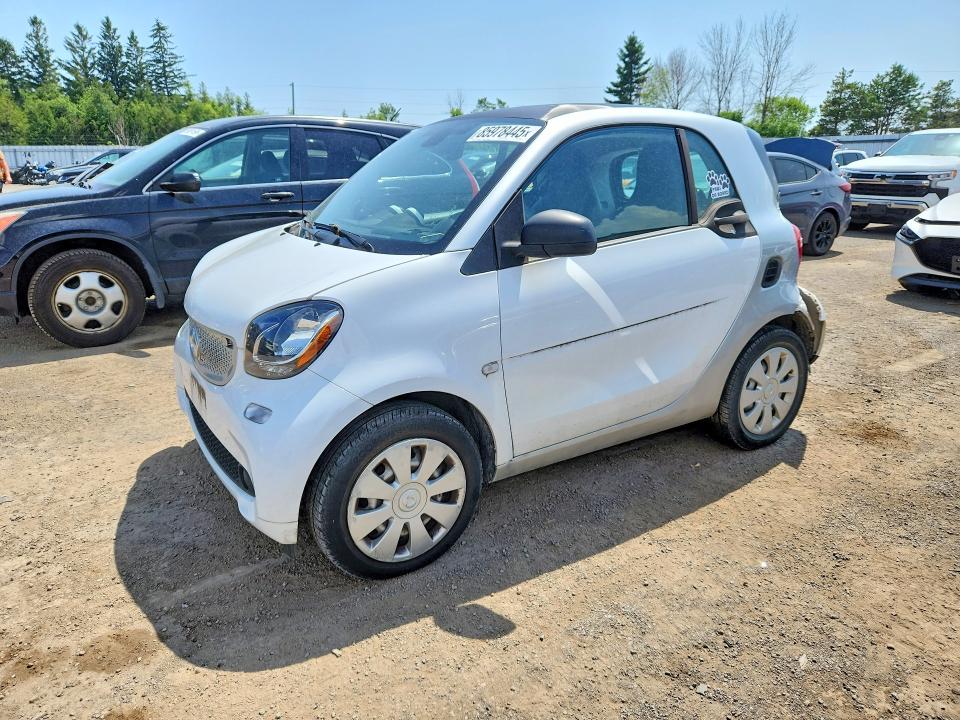 Продажа на аукционе авто 2016 Smart Fortwo, vin: WMEFJ5DA9GK153905, номер лота: 85978445