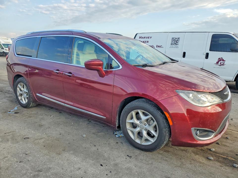2018 Chrysler Pacifica მანქანა იყიდება აუქციონზე, vin: 2C4RC1EG5JR234054, აუქციონის ნომერი: 63001006