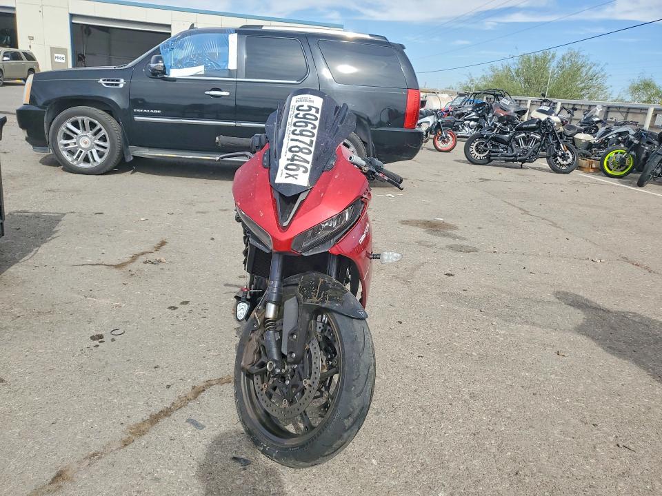 59697846 :رقم المزاد ، SMTL23UF9STBU6393 vin ، 2025 Triumph Motorcycle Daytona مزاد بيع