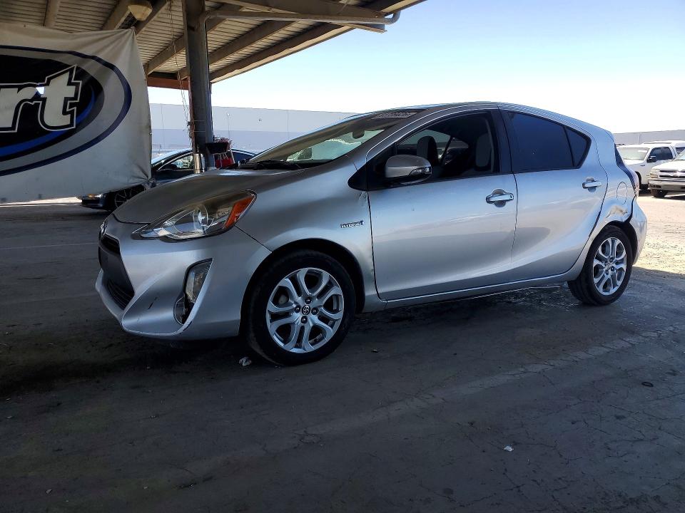 2015 Toyota Prius C მანქანა იყიდება აუქციონზე, vin: JTDKDTB32F1584524, აუქციონის ნომერი: 61739426