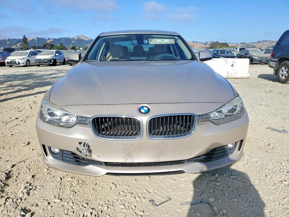 2014 Bmw 328 მანქანა იყიდება აუქციონზე, vin: WBA3A5C50EF604762, აუქციონის ნომერი: 60721706
