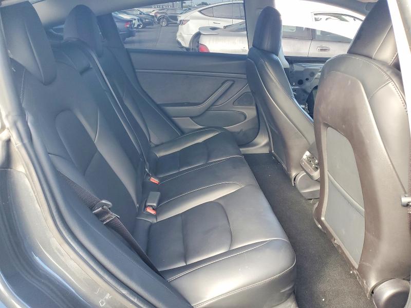 61734106 :رقم المزاد ، 5YJ3E1EB1LF711971 vin ، 2020 Tesla Model 3 مزاد بيع