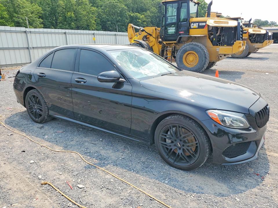 61733926 :رقم المزاد ، 55SWF4KB1HU193222 vin ، 2017 Mercedes-benz C مزاد بيع