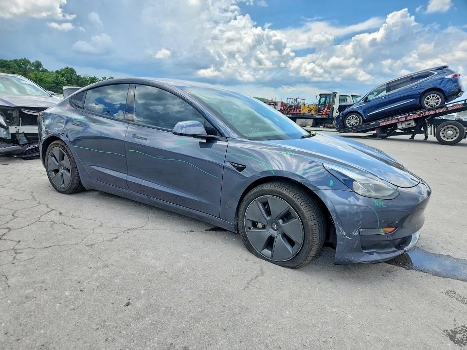 Auction sale of the 2022 Tesla Model 3, vin: 5YJ3E1EBXNF103353, lot number: 61008686