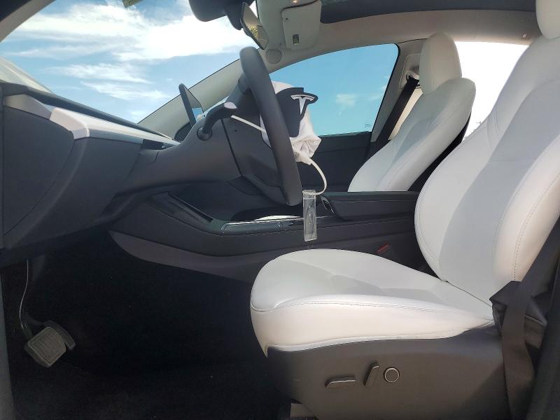 62724706 :رقم المزاد ، 7SAYGDEE0RF053793 vin ، 2024 Tesla Model Y مزاد بيع