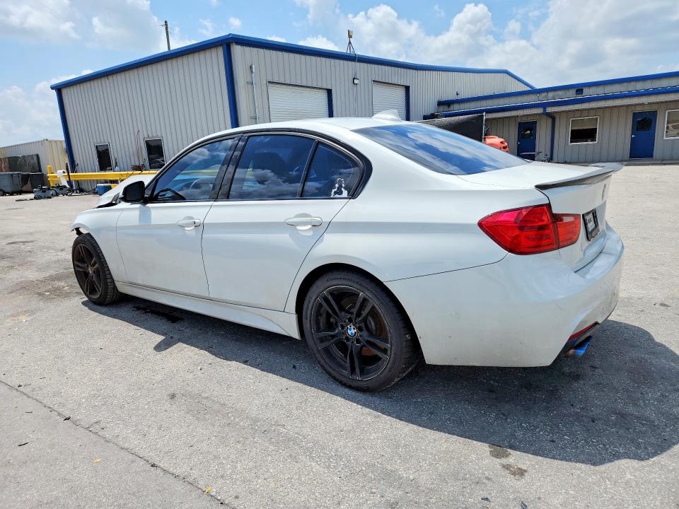 61720626 :رقم المزاد ، WBA3C1C53FP853202 vin ، 2015 Bmw 328 مزاد بيع