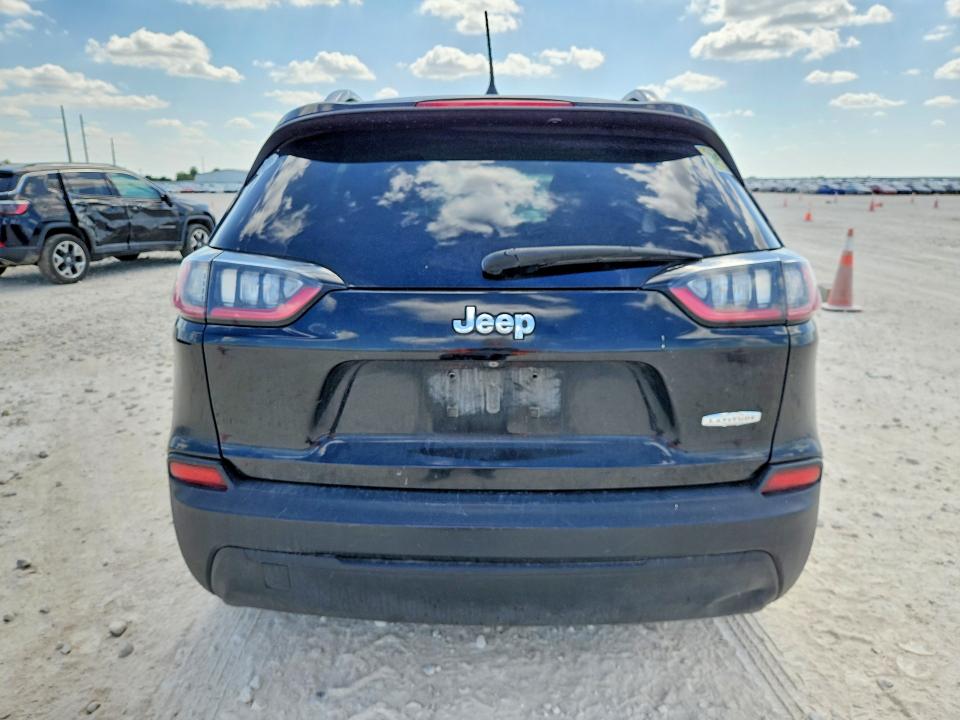 63054666 :رقم المزاد ، 1C4PJLLB2KD202957 vin ، 2019 Jeep Cherokee مزاد بيع