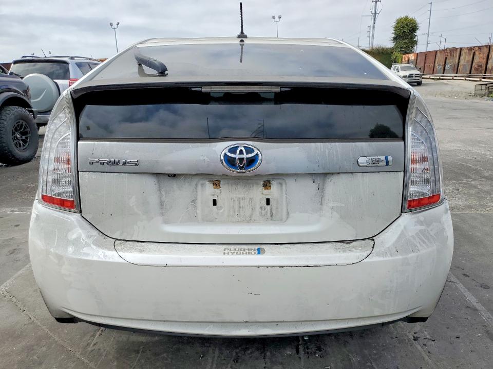61620256 :رقم المزاد ، JTDKN3DP6E3062687 vin ، 2014 Toyota Prius Plug-in Hybrid مزاد بيع