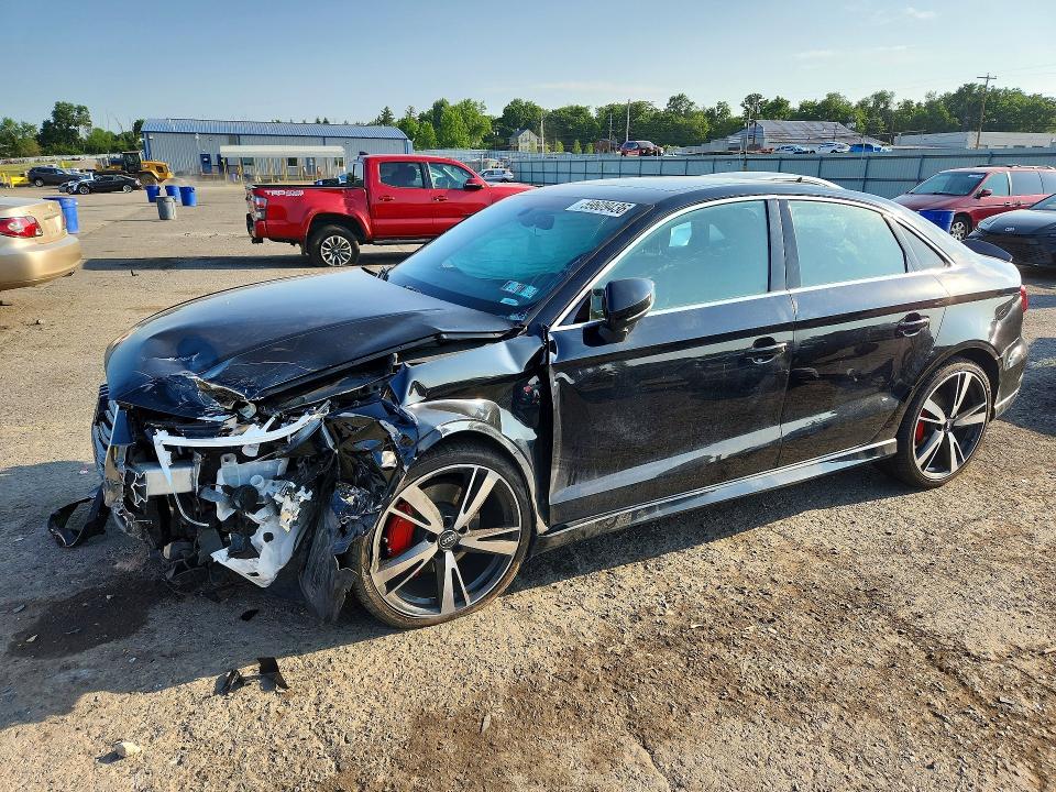 59609436 :رقم المزاد ، WAUJ8GFF3J1041121 vin ، 2018 Audi A3 مزاد بيع