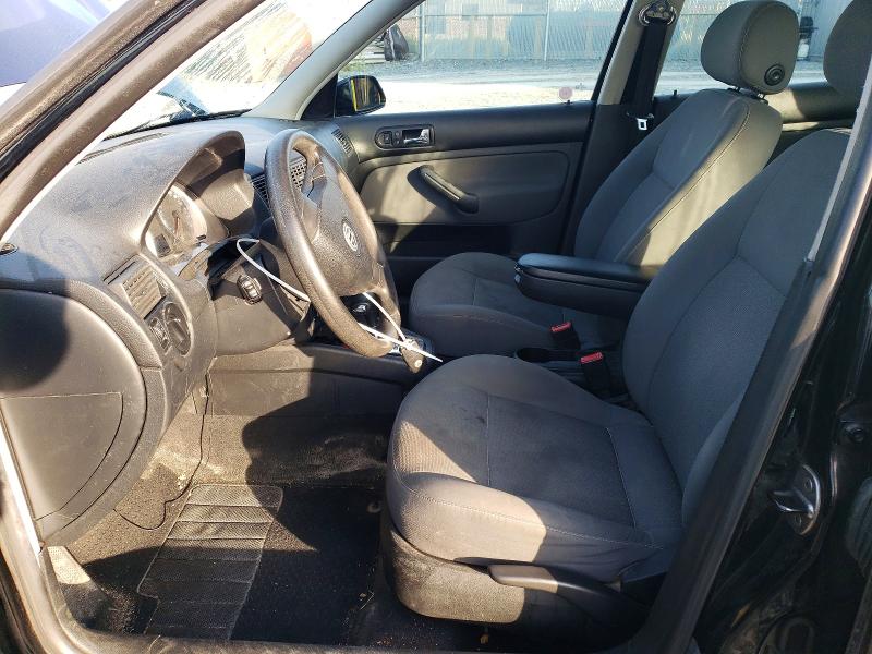 62153406 :رقم المزاد ، 9BWEL4BE2A4000241 vin ، 2010 Volkswagen City Golf مزاد بيع