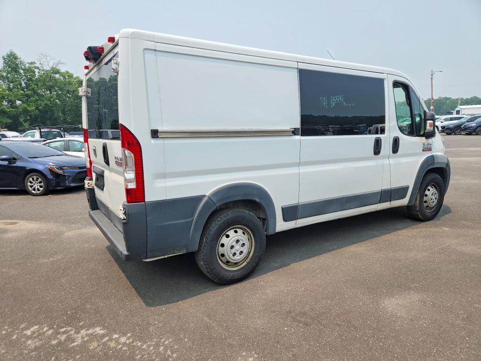 59020896 :رقم المزاد ، 3C6TRVAG4JE112117 vin ، 2018 Ram Promaster 1500 مزاد بيع