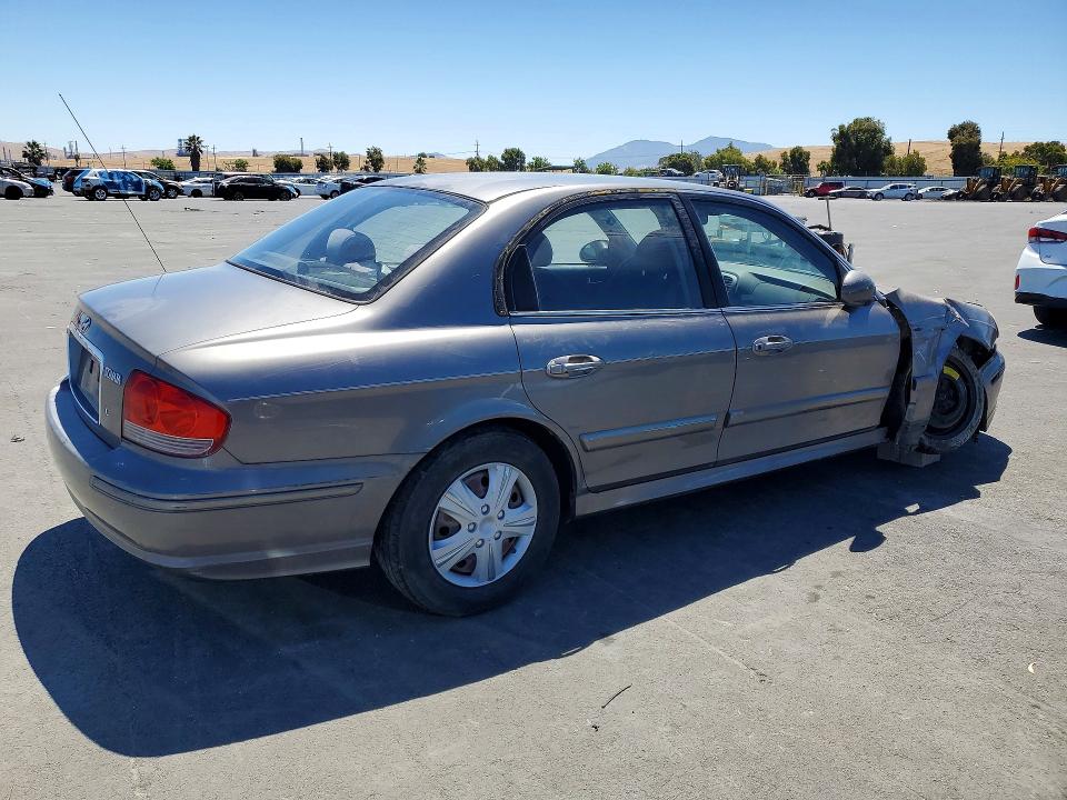 62471586 :رقم المزاد ، KMHWF25S12A570807 vin ، 2002 Hyundai Sonata مزاد بيع