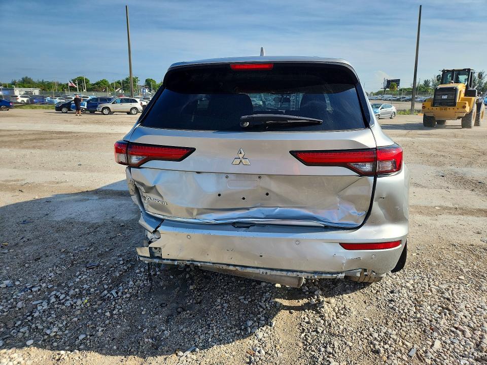 2022 Mitsubishi Outlander მანქანა იყიდება აუქციონზე, vin: JA4J3TA86NZ063165, აუქციონის ნომერი: 63222396