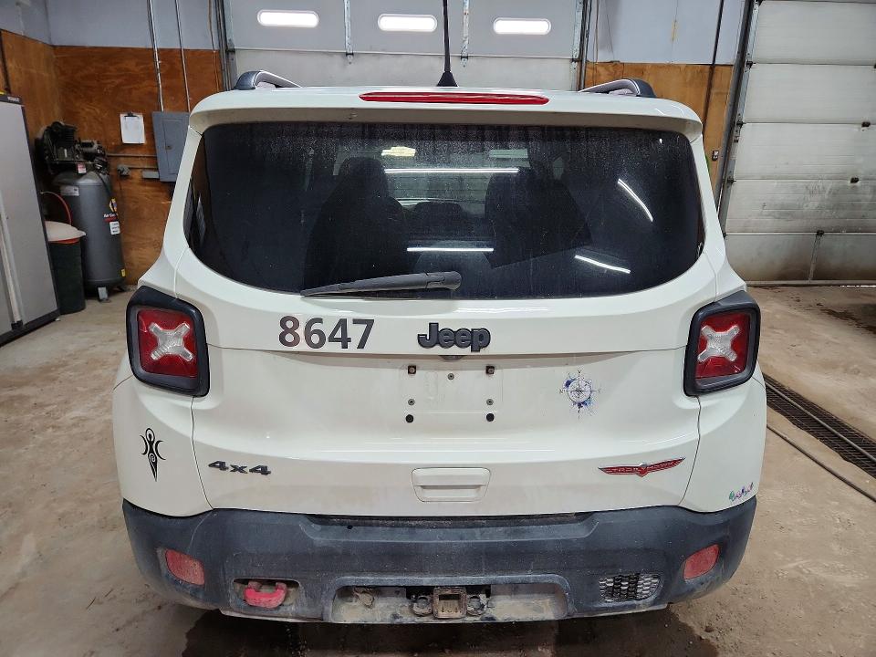 Продаж на аукціоні авто 2018 Jeep Renegade, vin: ZACCJBCB3JPH94121, номер лоту: 61553186