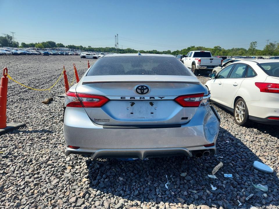 Продажа на аукционе авто 2018 Toyota Camry, vin: 4T1B11HK9JU537926, номер лота: 61020276