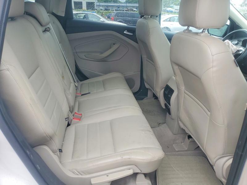 63141746 :رقم المزاد ، 1FMCU0J95EUD43865 vin ، 2014 Ford Escape مزاد بيع