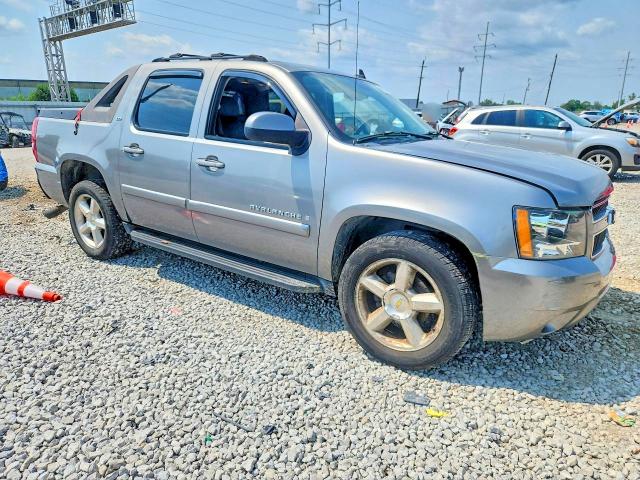 2007 Chevrolet Avalanche მანქანა იყიდება აუქციონზე, vin: 3GNFK123X7G131032, აუქციონის ნომერი: 60893866