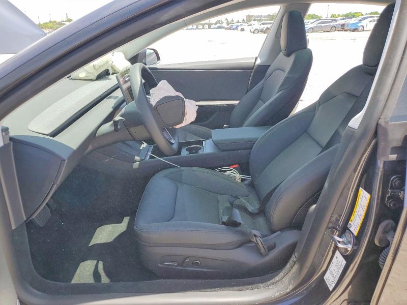 61314186 :رقم المزاد ، 5YJ3E1EAXTF142318 vin ، 2026 Tesla Model 3 مزاد بيع