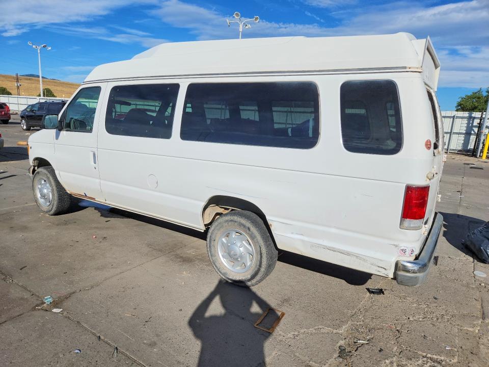 61370296 :رقم المزاد ، 1FBSS31L9XHB43252 vin ، 1999 Ford Econoline مزاد بيع