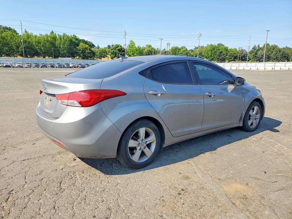 61210606 :رقم المزاد ، KMHDH4AE6DU489722 vin ، 2013 Hyundai Elantra مزاد بيع