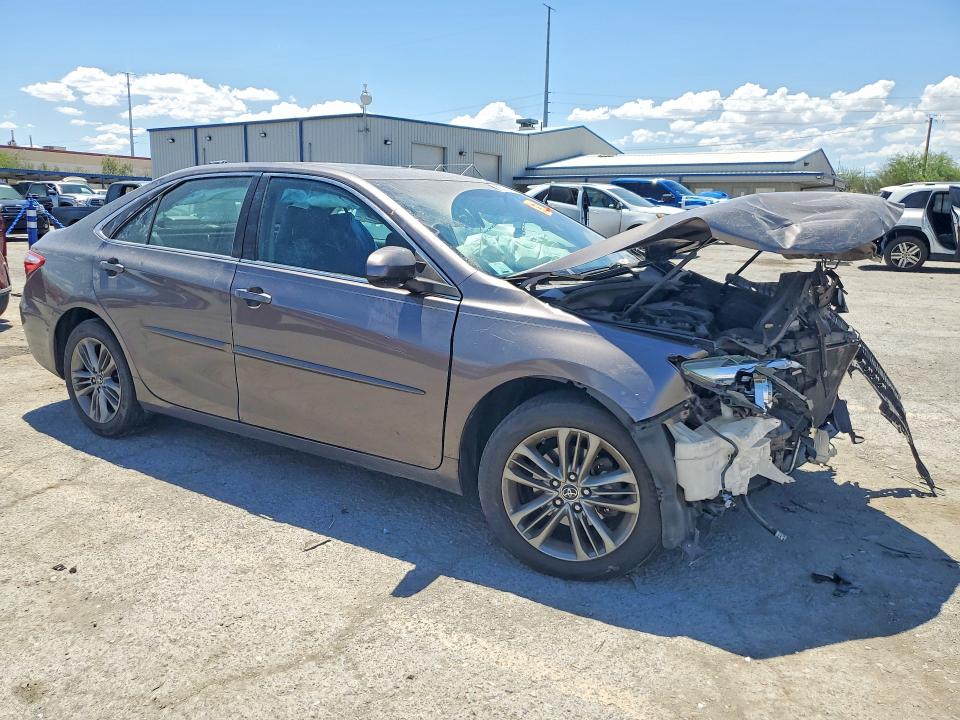 2015 Toyota Camry მანქანა იყიდება აუქციონზე, vin: 4T1BF1FKXFU477411, აუქციონის ნომერი: 60715156