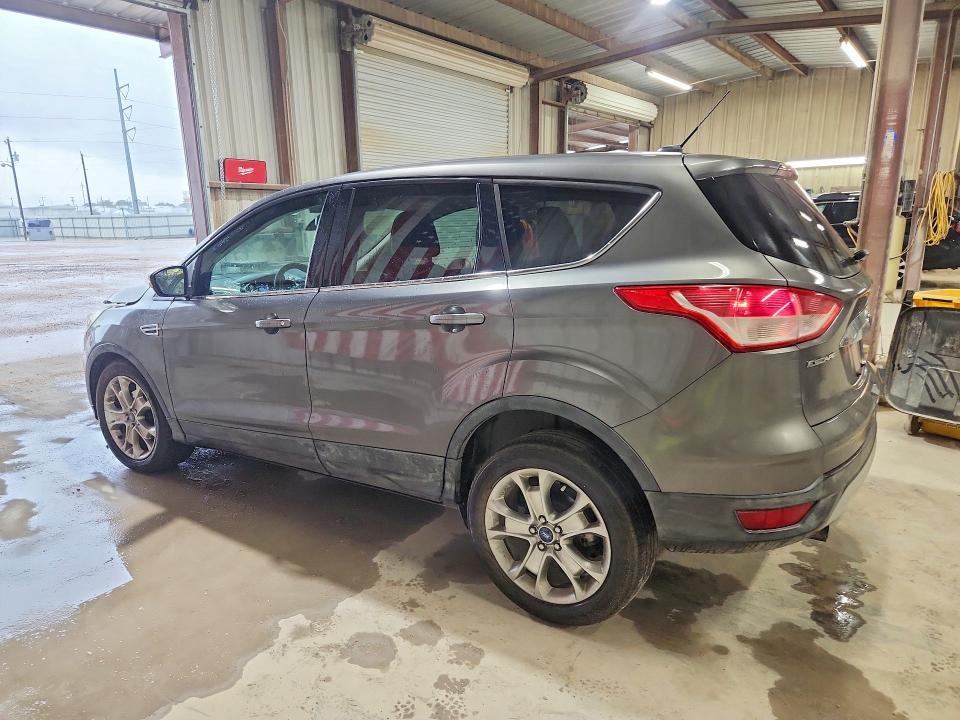 2013 Ford Escape მანქანა იყიდება აუქციონზე, vin: 1FMCU0HX7DUB47574, აუქციონის ნომერი: 61147376