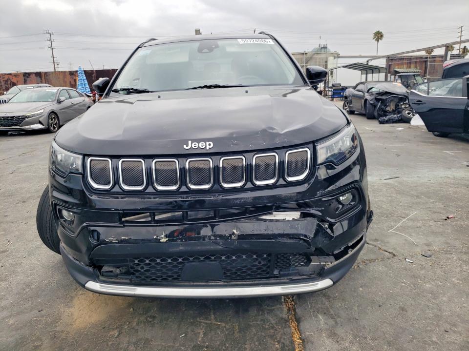 59724986 :رقم المزاد ، 3C4NJDCB5NT238962 vin ، 2022 Jeep Compass مزاد بيع