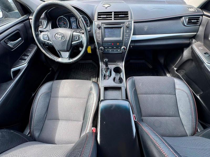 60158646 :رقم المزاد ، 4T1BF1FK1HU341316 vin ، 2017 Toyota Camry مزاد بيع