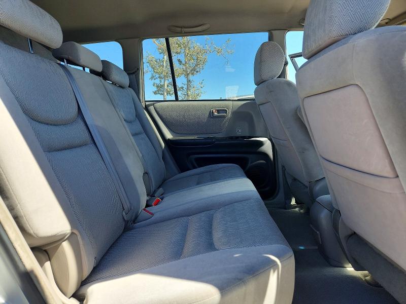 61973546 :رقم المزاد ، JTEGF21A810015830 vin ، 2001 Toyota Highlander مزاد بيع