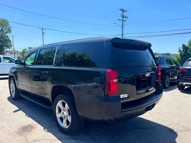 2018 Chevrolet Suburban მანქანა იყიდება აუქციონზე, vin: 1GNSKHKC4JR238205, აუქციონის ნომერი: 62327976