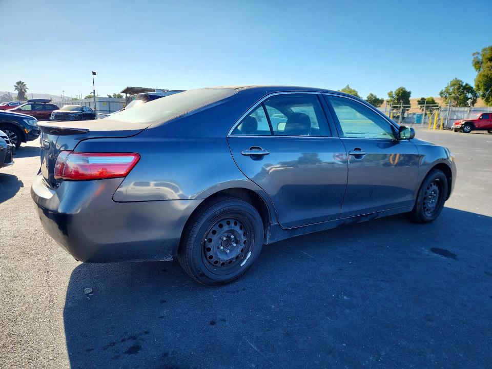 61722146 :رقم المزاد ، 4T1BE46K57U191696 vin ، 2007 Toyota Camry مزاد بيع