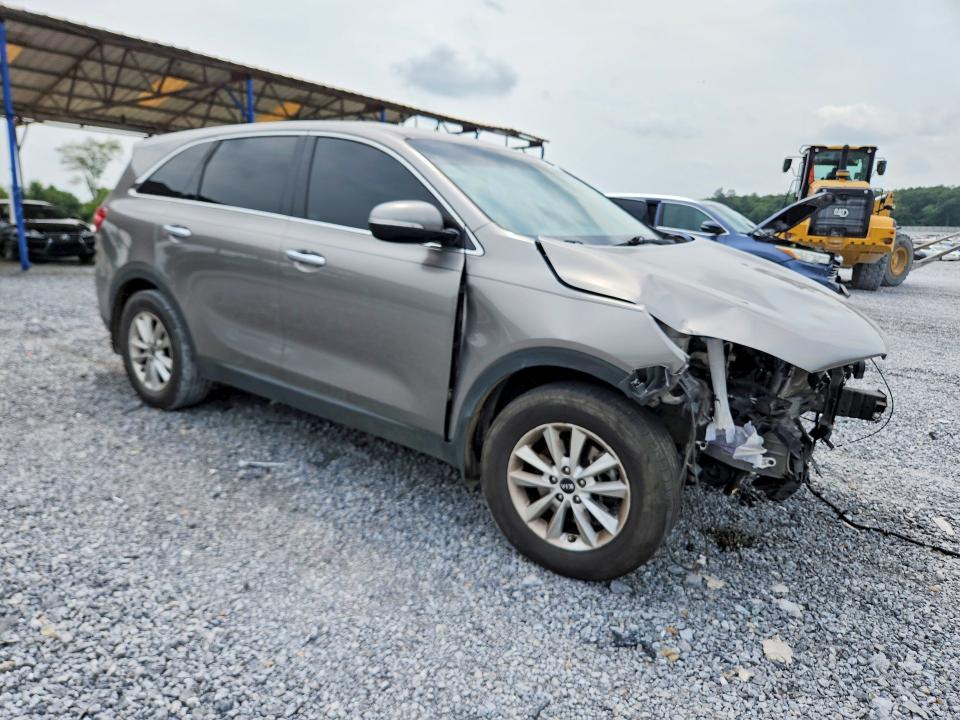 63039656 :رقم المزاد ، 5XYPG4A33KG477075 vin ، 2019 Kia Sorento مزاد بيع