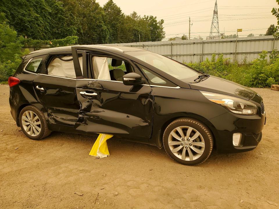 60564376 :رقم المزاد ، KNAHU8A35F7122722 vin ، 2015 Kia Rondo مزاد بيع
