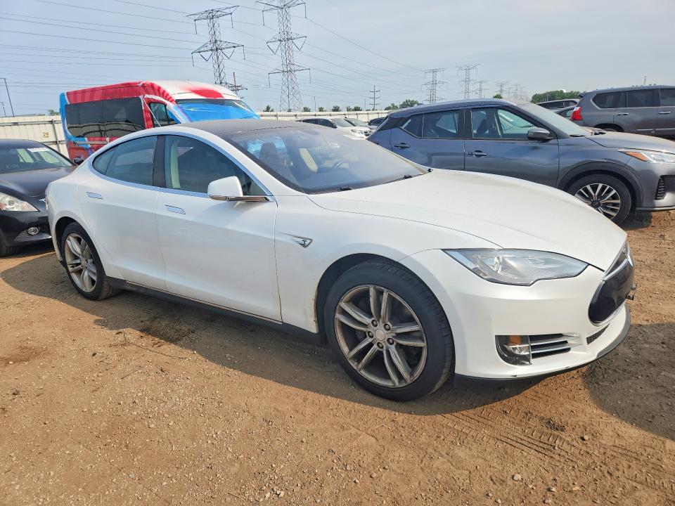 Продаж на аукціоні авто 2014 Tesla Model S, vin: 5YJSA1H16EFP51900, номер лоту: 61869756