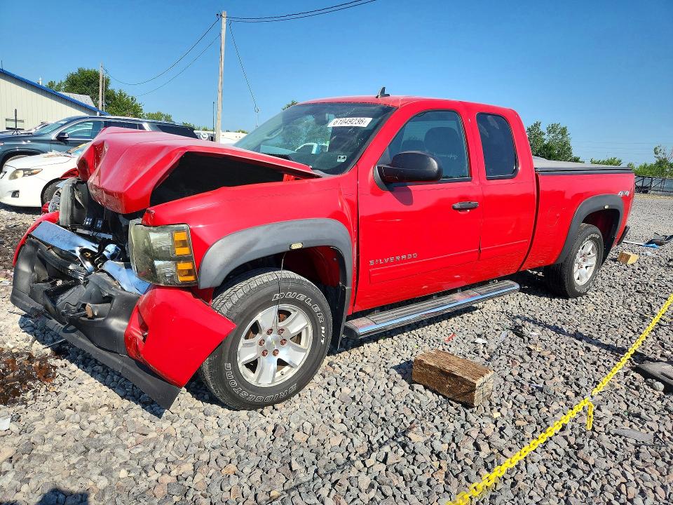 61049236 :رقم المزاد ، 1GCRKSE36BZ261549 vin ، 2011 Chevrolet Silverado مزاد بيع