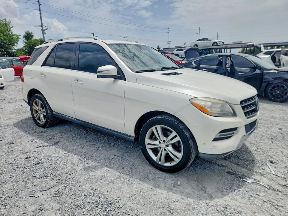 Auction sale of the 2015 Mercedes-benz Ml, vin: 4JGDA5JB9FA455729, lot number: 60994956