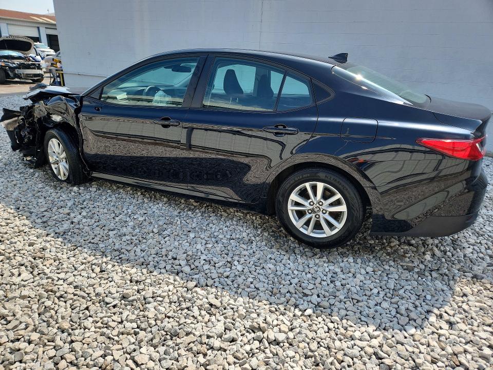 Продажа на аукционе авто 2025 Toyota Camry, vin: 4T1DAACK2SU586726, номер лота: 61534886