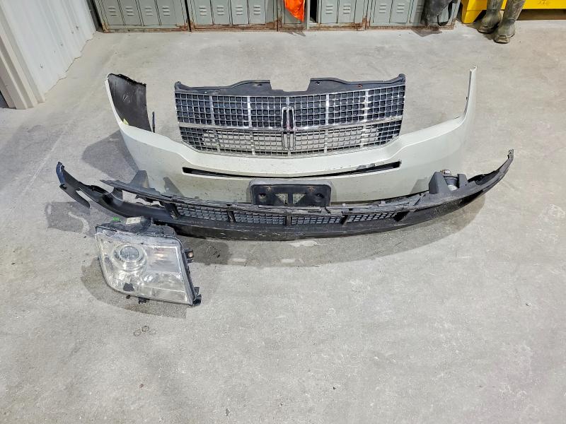 Продажа на аукционе авто 2007 Lincoln Mkx, vin: 2LMDU88C97BJ33724, номер лота: 60217316