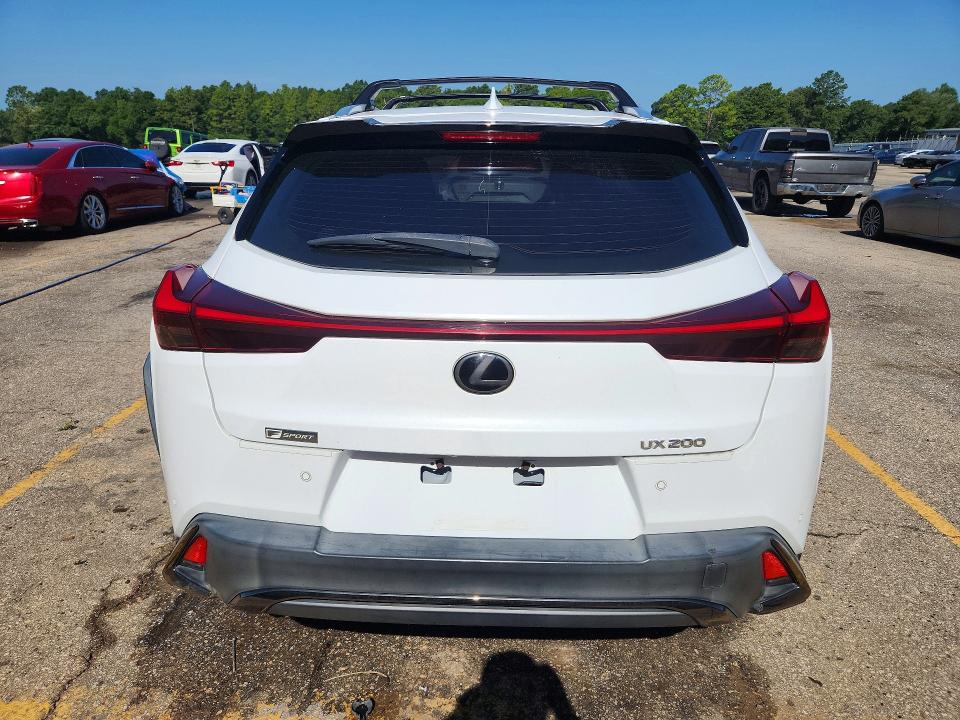 2019 Lexus Ux მანქანა იყიდება აუქციონზე, vin: JTHY3JBH7K2010131, აუქციონის ნომერი: 61902846
